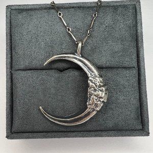 Bloodmilk Jewels - Owl Talon Moon Necklace